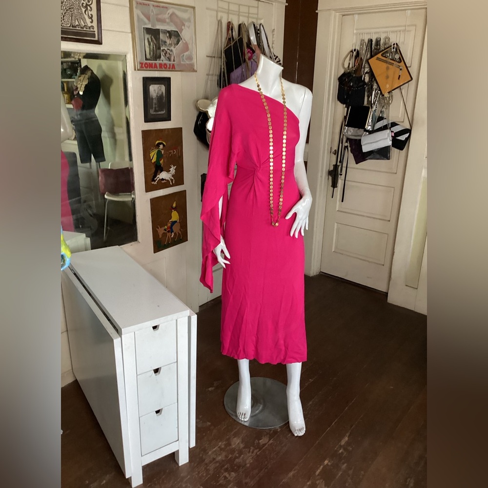 NWT ZARA rich pink one shoulder